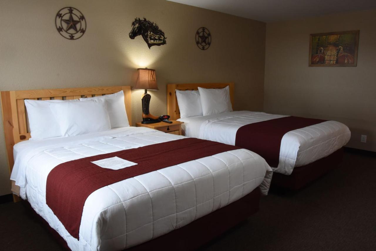 Woodside Dells Hotel & Suites Wisconsin Dells Exterior foto